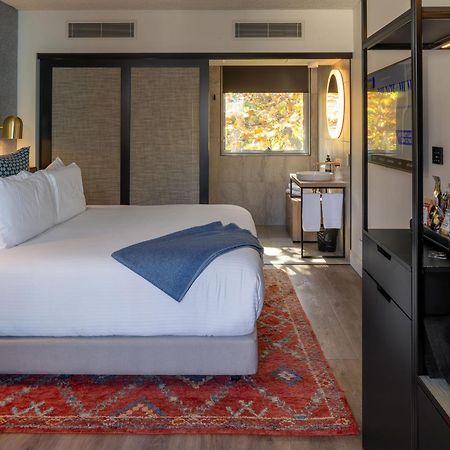 Hotel Zagame'S House Melbourne Esterno foto A guest room at the Hotel Zags