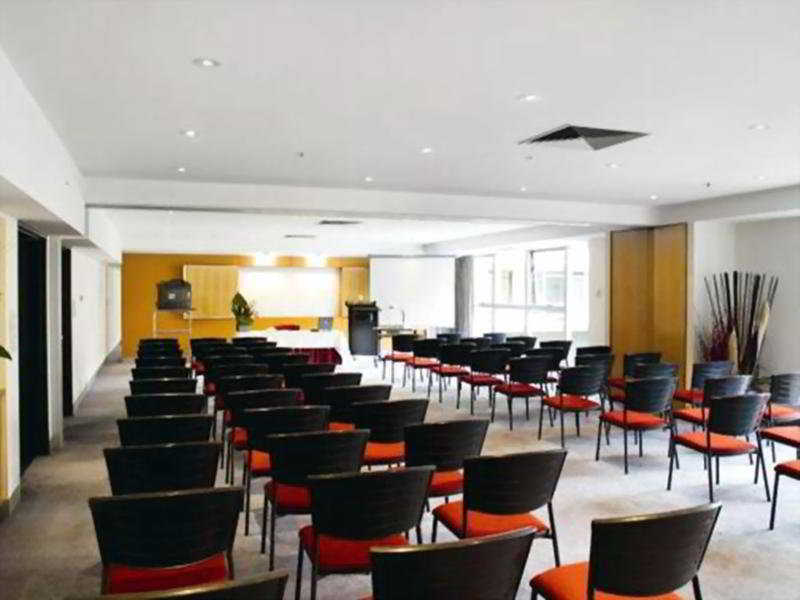 Hotel Zagame'S House Melbourne Esterno foto Meeting room